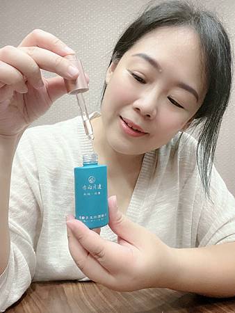 李向月連 I 燕窩胜肽 I 逆齡重生煥顏精華 I 燕窩專家 