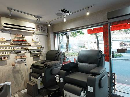 「A&A beauty salon」捷運雙連站/中山站 一站