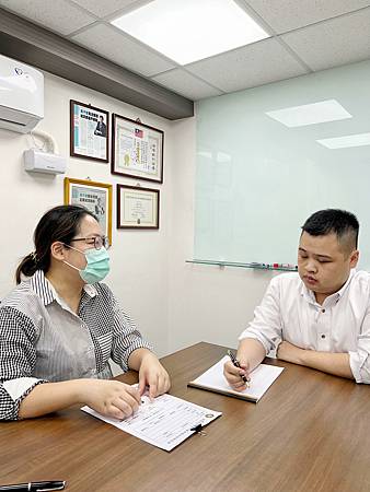鴻安法律事務所 / 您最信賴的好朋友 / 法律諮詢 / 台北