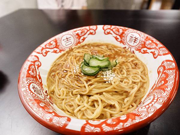 聚面-大安人氣麻辣串|麻辣串串|必吃麻辣串|聚餐餐廳|麻辣串