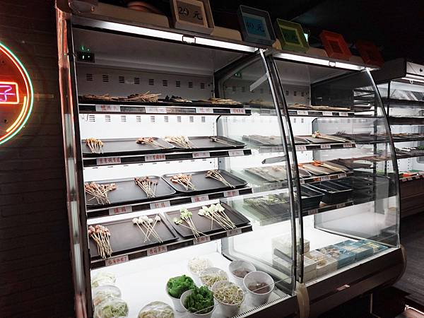 夜問長安串串擼串酒場 / 火鍋 / 熱炒 / 燒烤 / 串